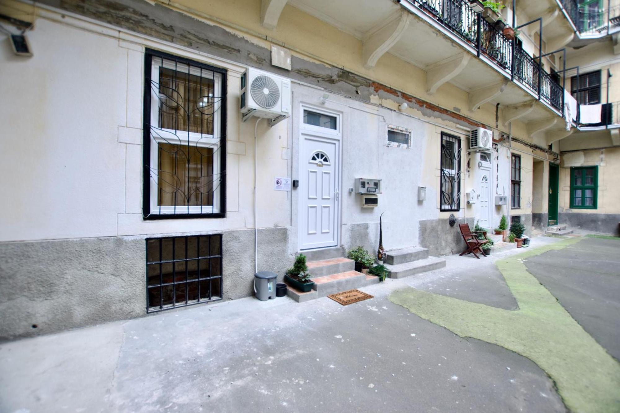Studio Apartment By Hi5- Rozsa Street Budapest Exterior foto